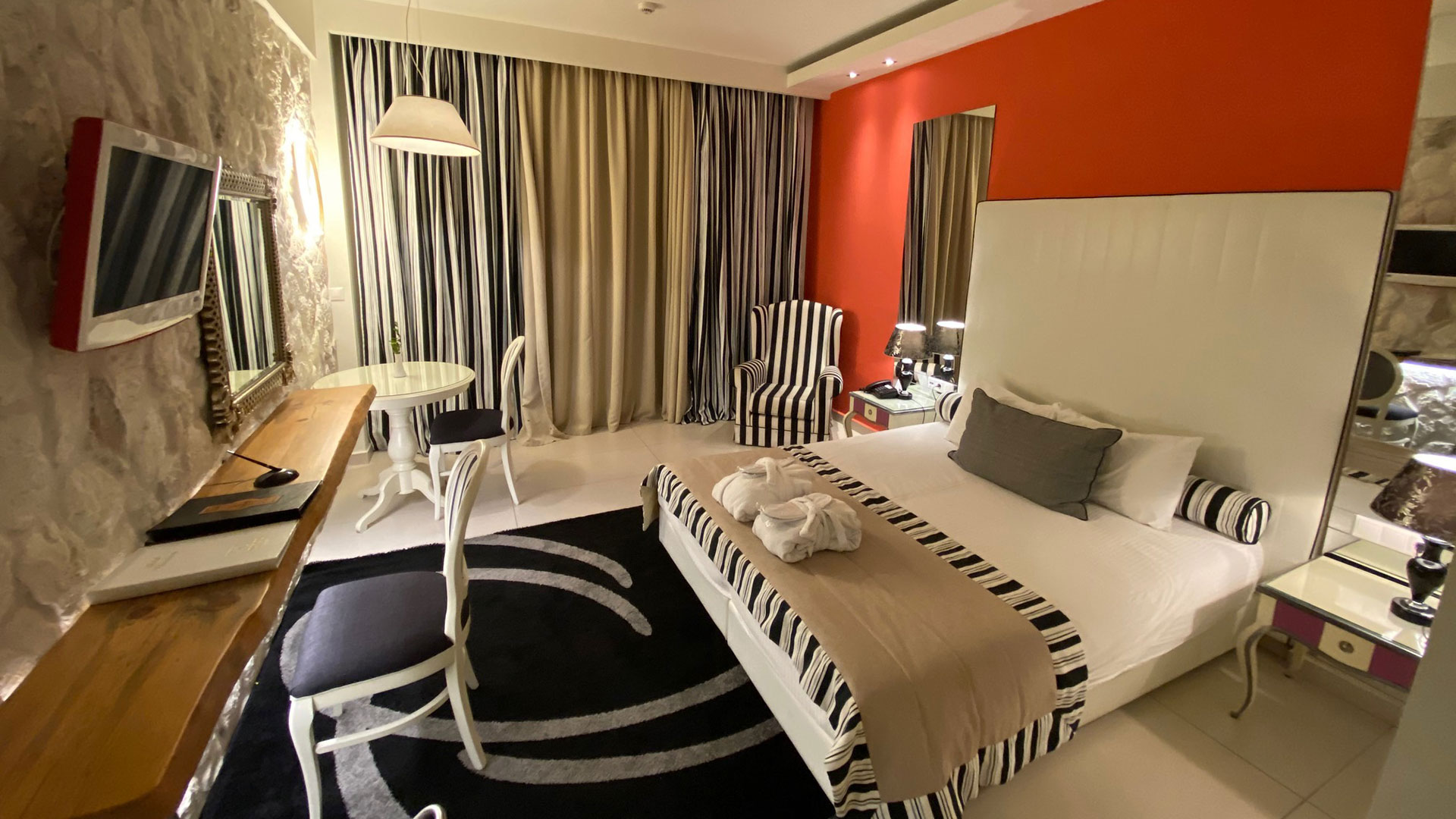 Superior Room with Olympus View