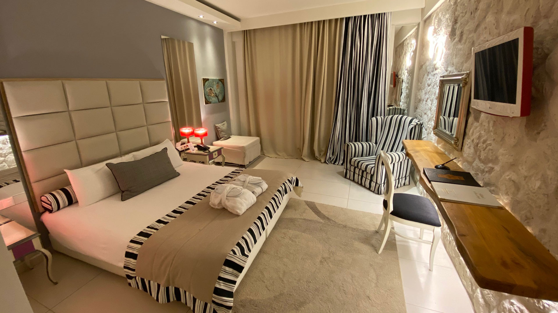 Superior Room with Olympus View