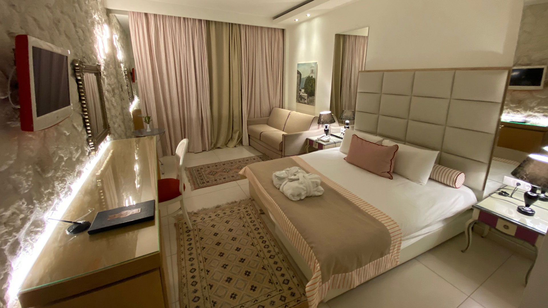 Superior Room with Olympus View