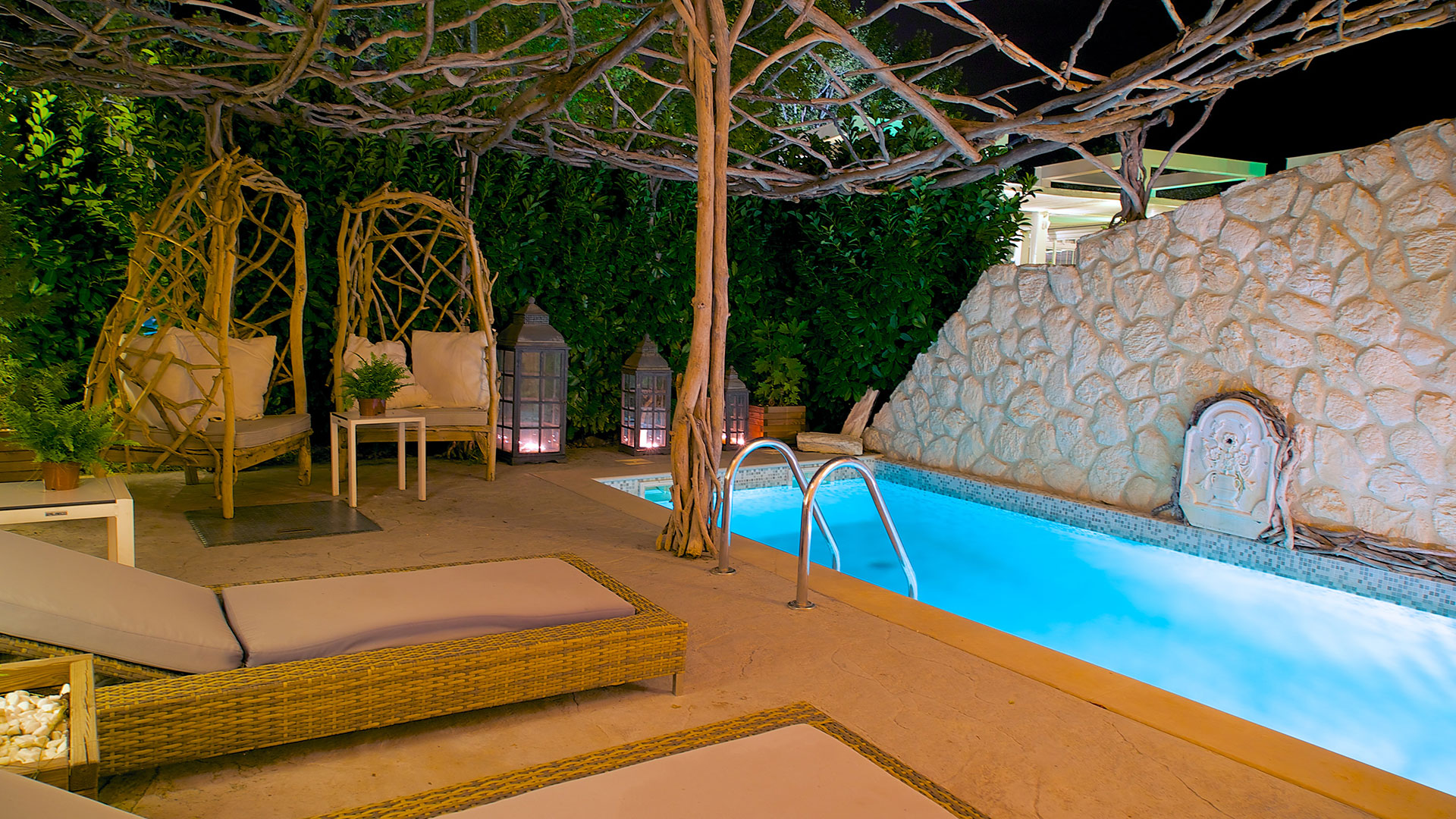VIP Villa with Private Pool & Hot Tub